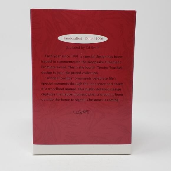 1996 Hallmark Welcome Sign Handcrafted Keepsake Holiday Christmas Ornament. - Picture 2 of 6